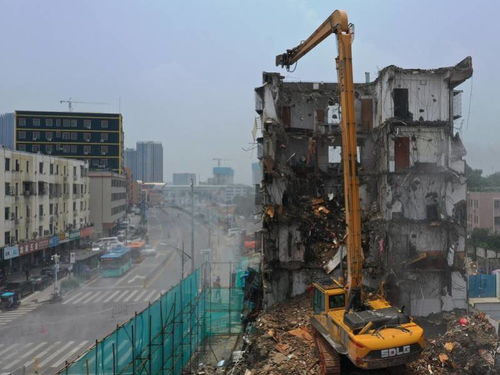 攻堅(jiān)克難進(jìn)行時(shí)② 光明大街市政工程主車(chē)道預(yù)計(jì)年底建成